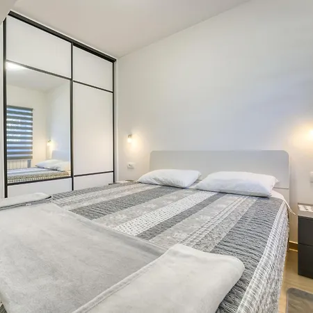 Apartman Zeljko By Interhome *